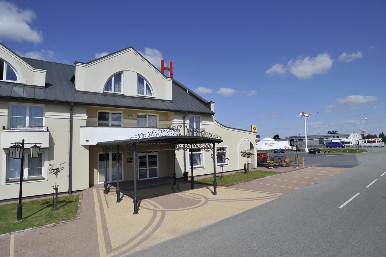 Hotel Lotos Woskrzenice Duze Exterior photo